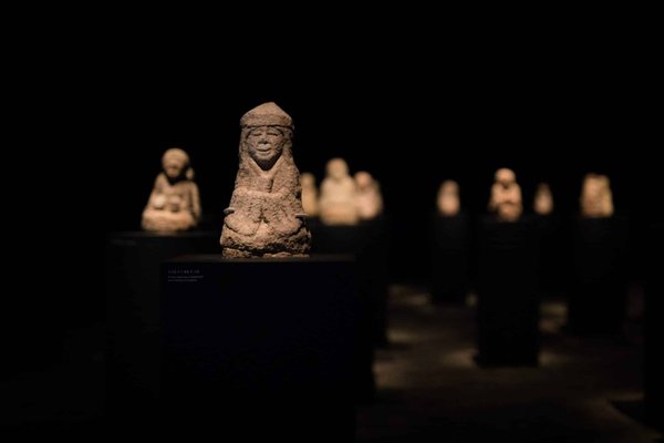 Can Smart Glasses Revolutionize the Way We Access Information in Real-Time?